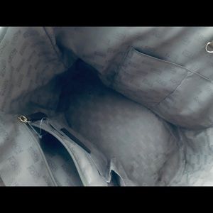 I’m selling my MK bag